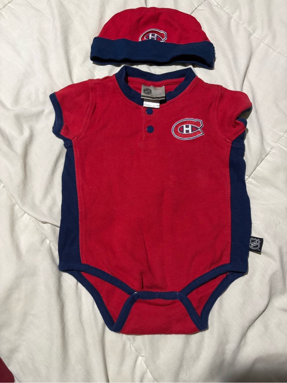 NHL Montreal Canadiens Red and Navy Baby One-Piece with Hat